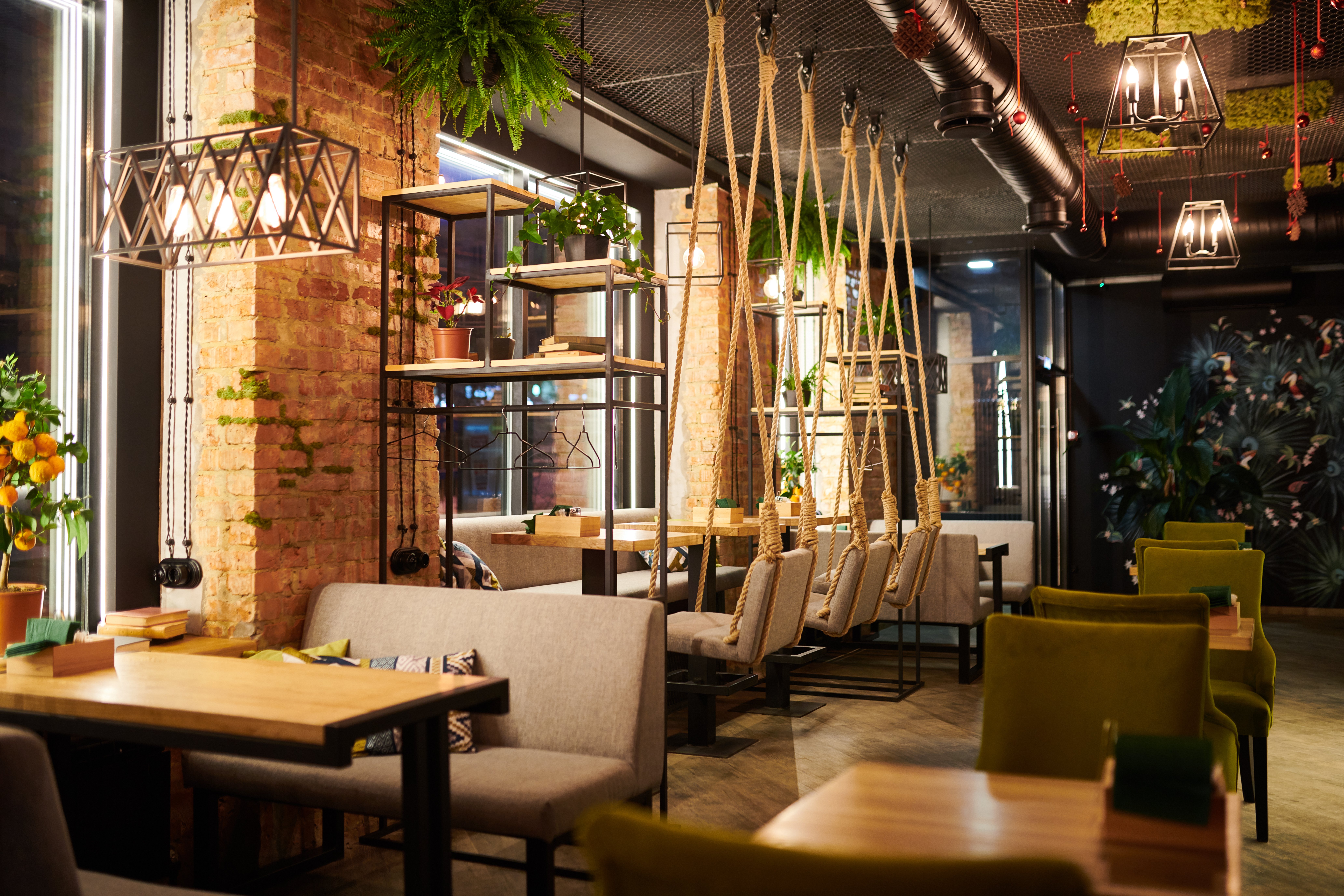 empty-cafe-2021-09-24-03-02-04-utc